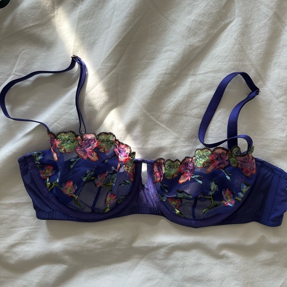 Floral Embroidered Purple Balconette Bra - Picture 1 of 2